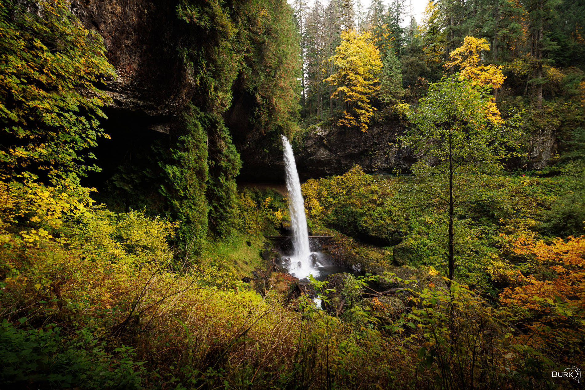 South Falls The Pacific Northwest—generally encompassing Washington, Oregon, and parts of Idaho and the Canadian province of British...